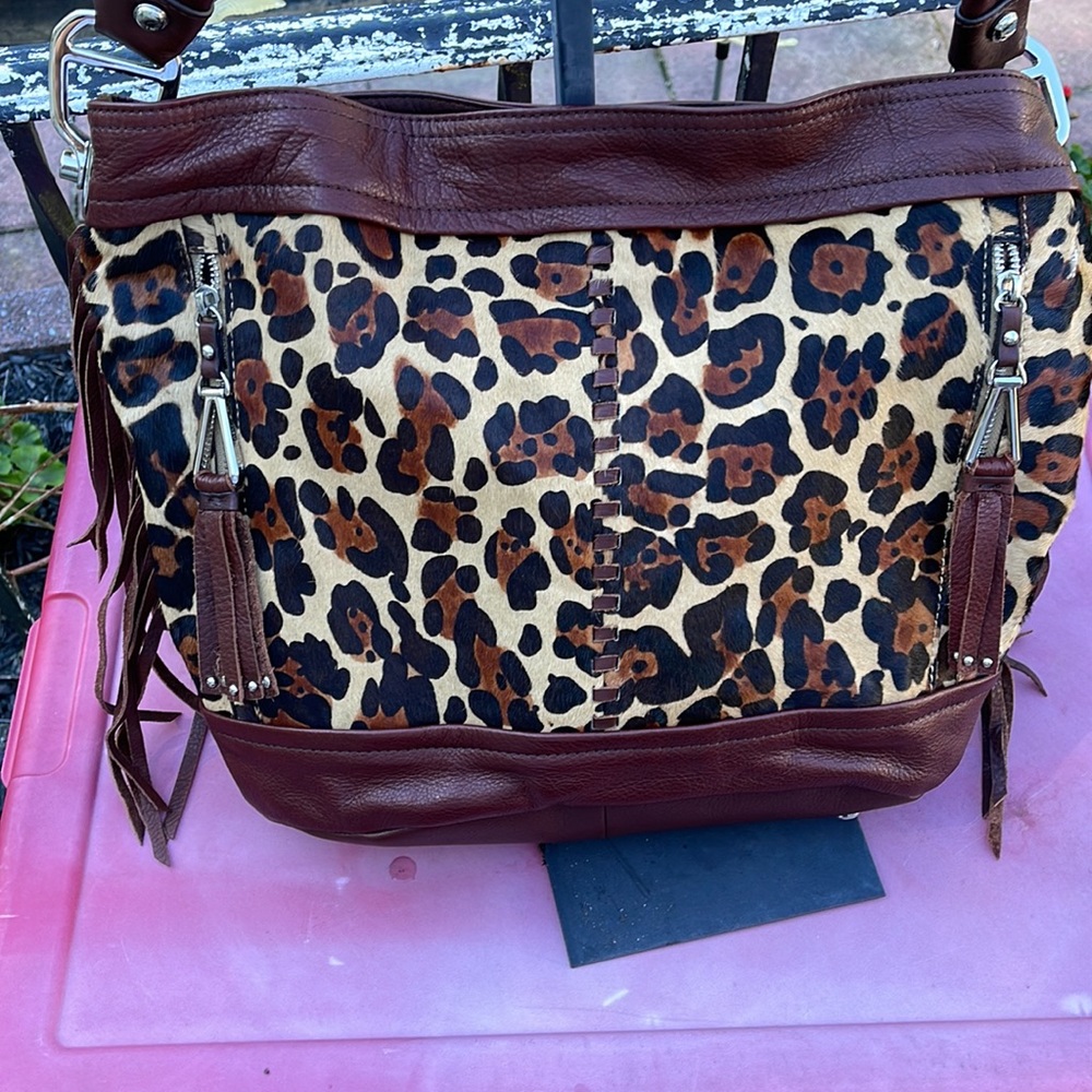 B. Makowsky Lether Leopard Purse - Picture 2 of 7